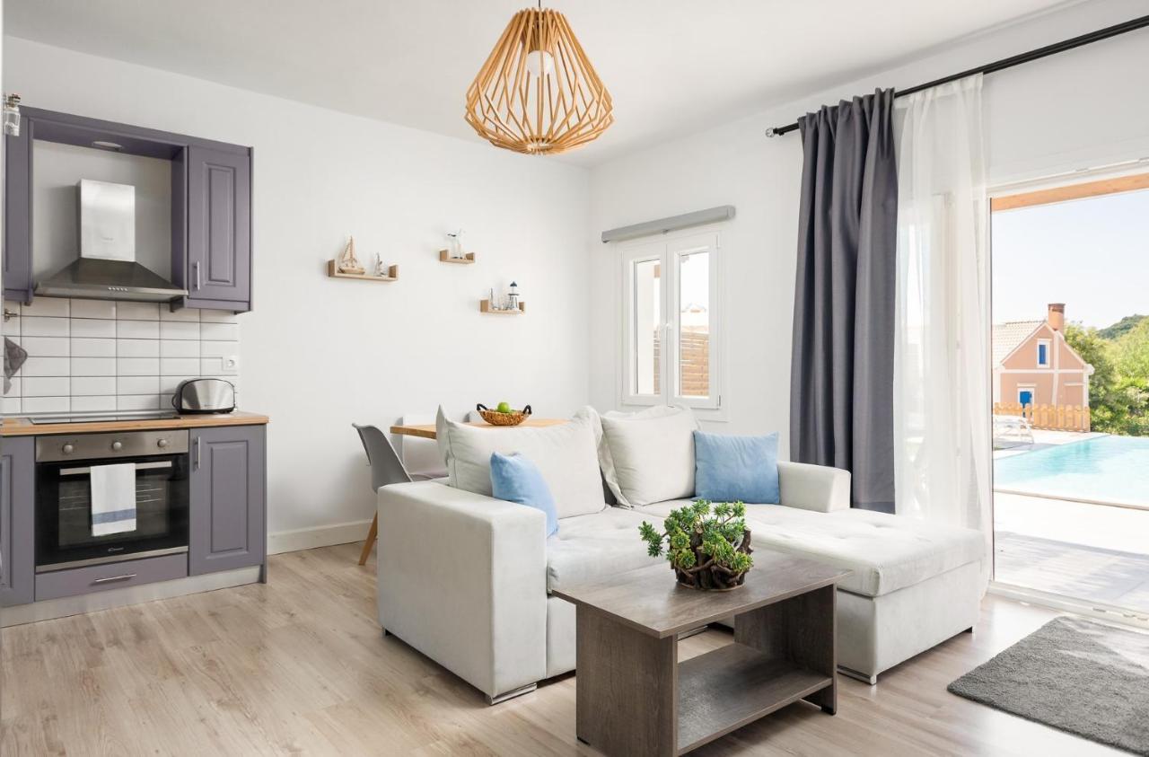 Reiki Villas Erikousa Ereikoussa Exteriér fotografie